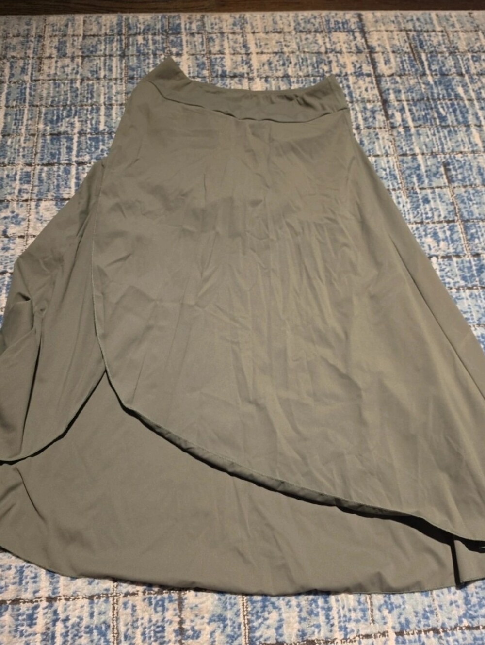 Shein Leisure Olive Green Asymmetrical Midi Skort XL Built-in Shorts Activewear